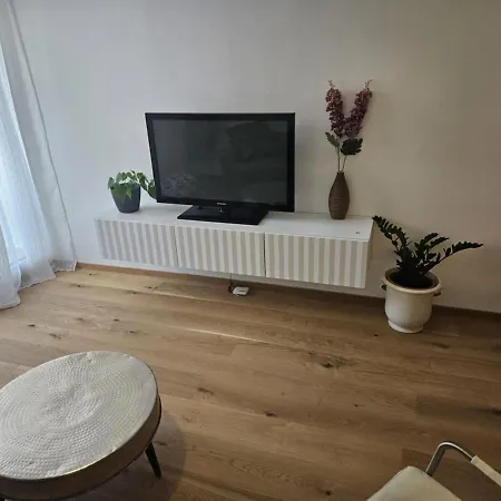 Apartment Charming Mari Znjan