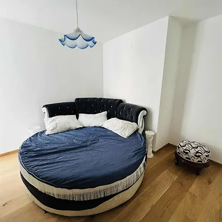 Charming Mari Znjan Split