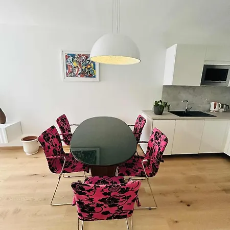 Charming Mari Znjan Apartmán *