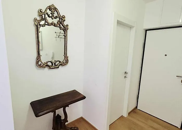 Charming Mari Znjan *